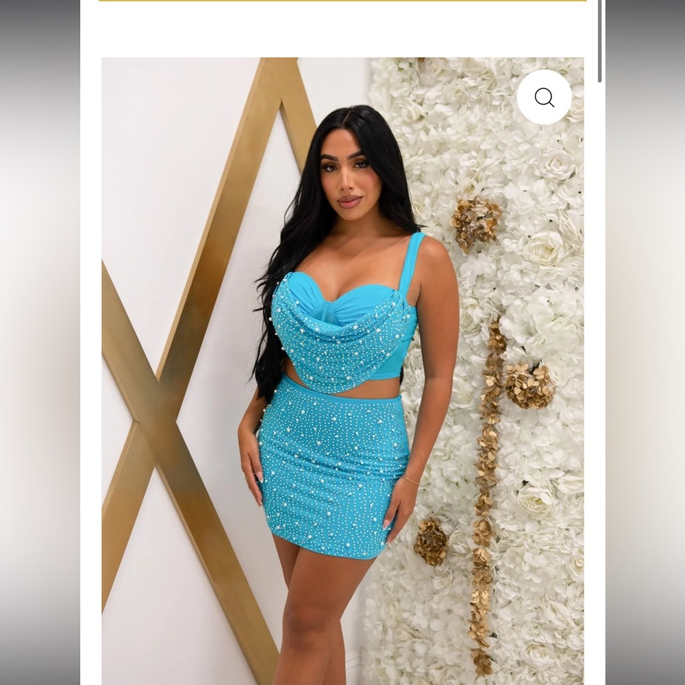 Never worn mini pearl skirt matching set from boutique